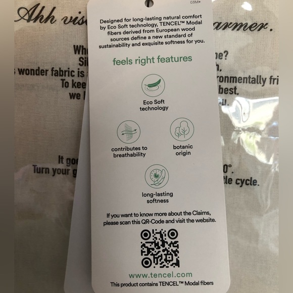 Guess Flare- Leg pant (S) - Picture 12 of 16